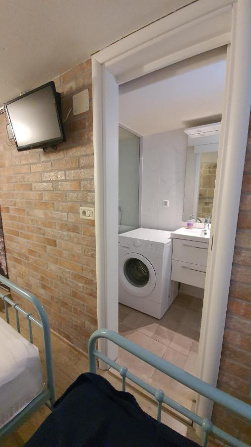 Holiday Home Gustirna Selca  ภายนอก รูปภาพ