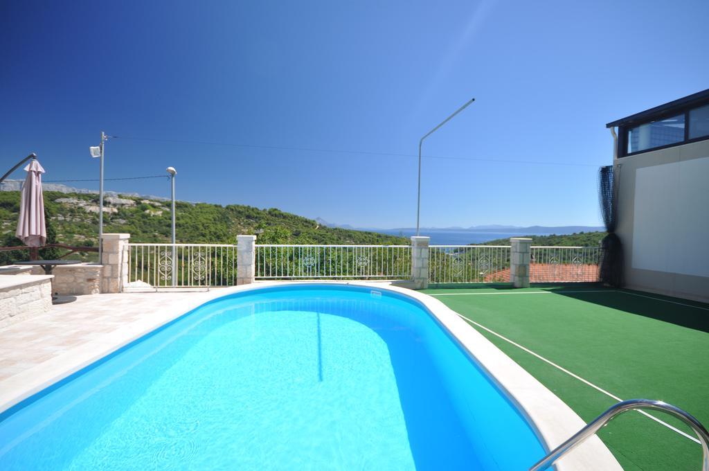 Holiday Home Gustirna Selca  ภายนอก รูปภาพ